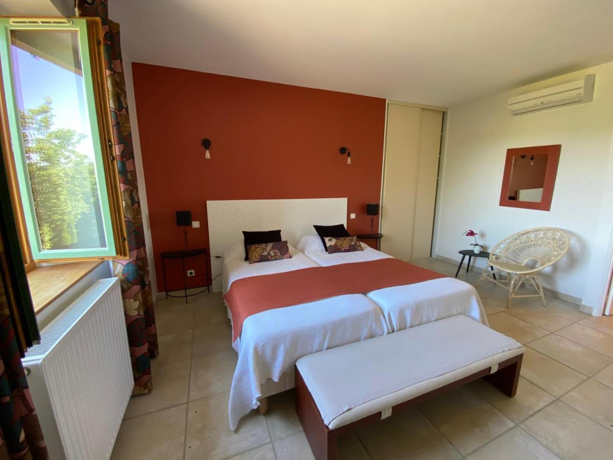 Hotel Bon Encontre ซาร์ลา-ลา-กาเนดา ภายนอก รูปภาพ